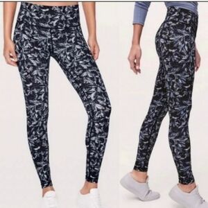 Lululemon wunder under high rise tight 28” in embellished multi Size 10 EUC